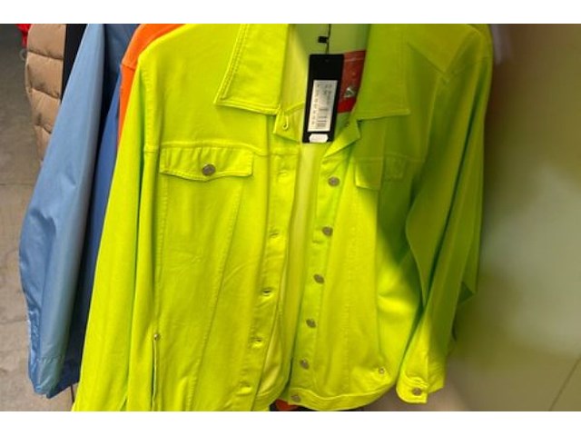 45 dames jassen/mantels - afbeelding 6 van  16