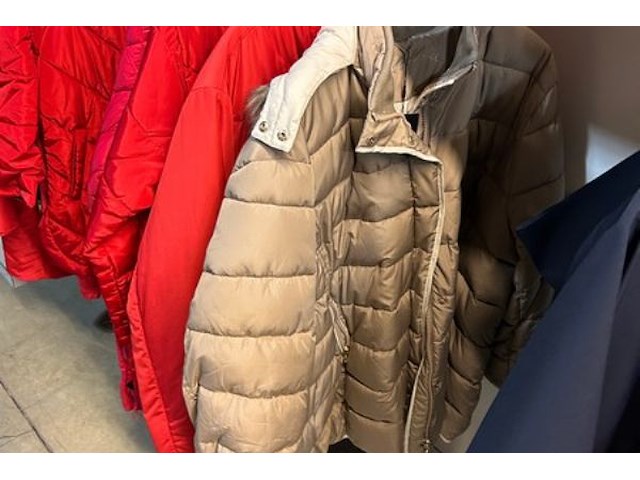 45 dames jassen/mantels - afbeelding 7 van  16