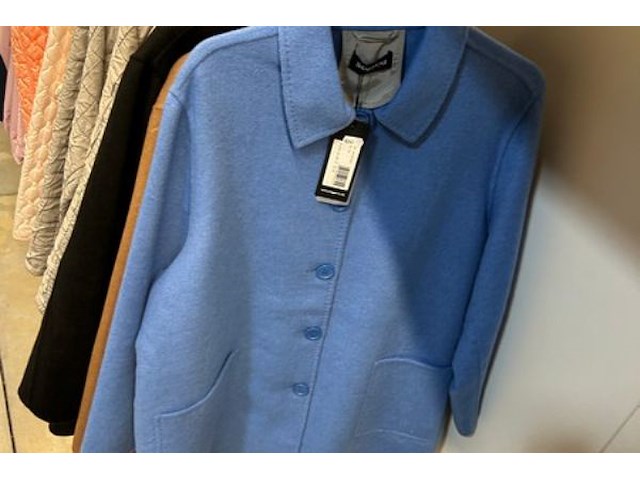 45 dames jassen/mantels - afbeelding 13 van  16