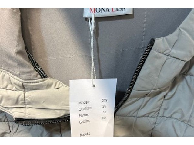 45 dames jassen/mantels - afbeelding 16 van  16