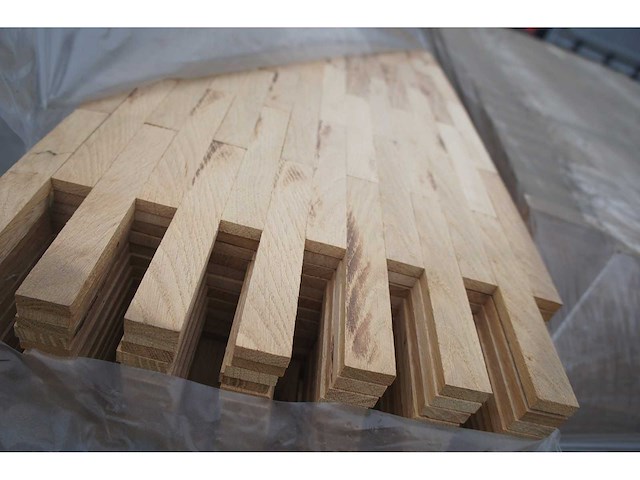 45 m² massief eiken parket engels verband - afbeelding 1 van  1