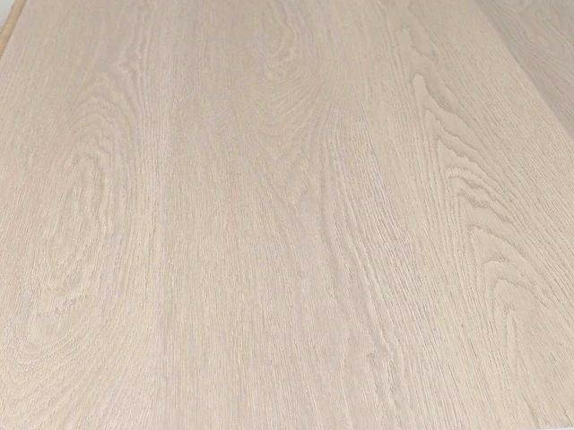45 m2 pvc click plank met geintegreerde xps onderlaag - 1220 x 228 x 4+1 mm - afbeelding 1 van  4