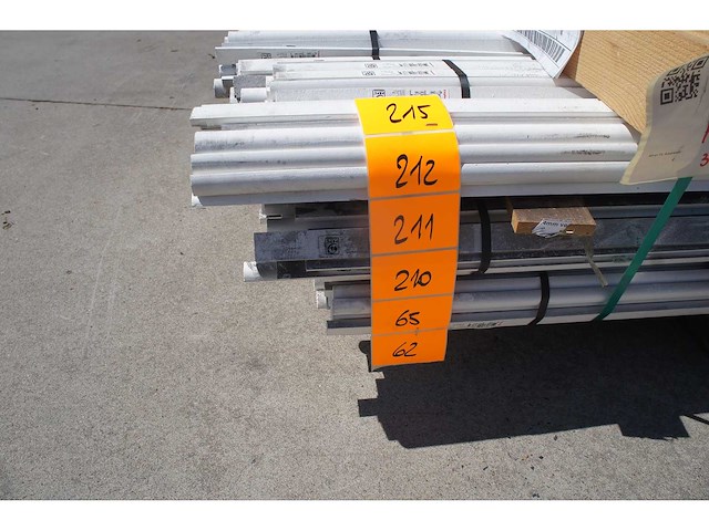 453,6 lm grenen halfrond latten 12x24mm - afbeelding 2 van  6