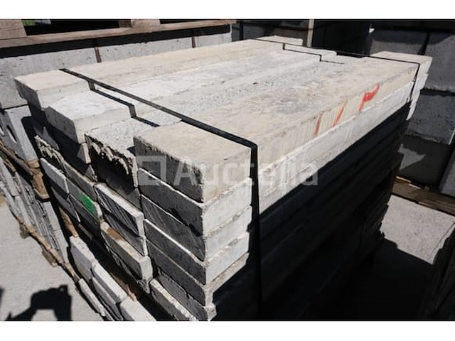 47 betonnen latei 120x19x6 - afbeelding 1 van  4