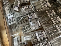 47 dozen inox bevestigingen - afbeelding 3 van  13