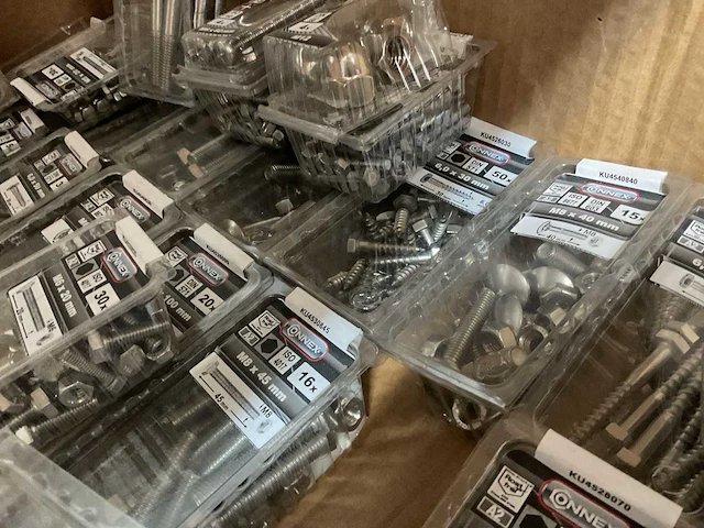 47 dozen inox bevestigingen - afbeelding 5 van  13