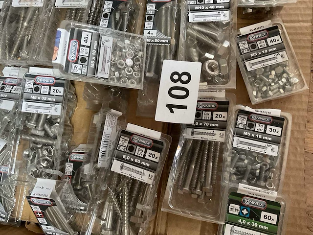 47 dozen inox bevestigingen - afbeelding 8 van  13