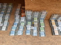 47 x dozen zeskanttapbouten; sluitringen; houtdraadbouten; borgmoeren; stiften zonder kop; stormkrammen