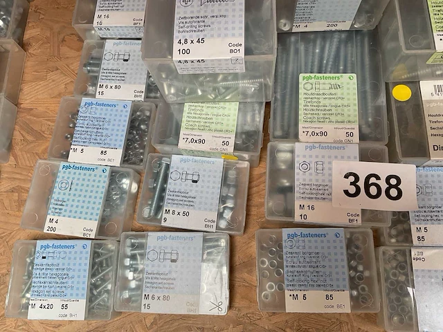 47 x dozen zeskanttapbouten; sluitringen; houtdraadbouten; borgmoeren; stiften zonder kop; stormkrammen - afbeelding 6 van  10