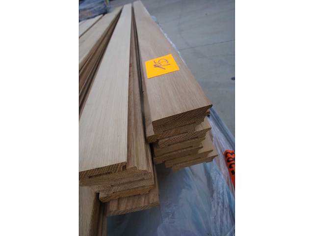 48 lm massief eiken plinten 12x68 - afbeelding 3 van  5