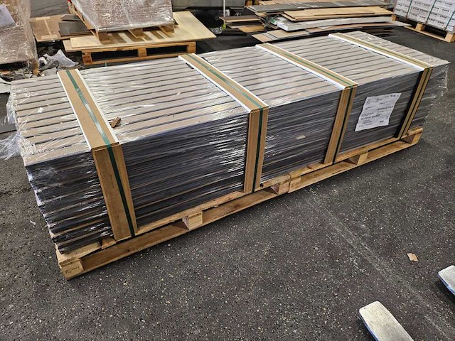 48 meter mdf luxe muur plinten 2400 x 58 x 12 mm - afbeelding 2 van  3