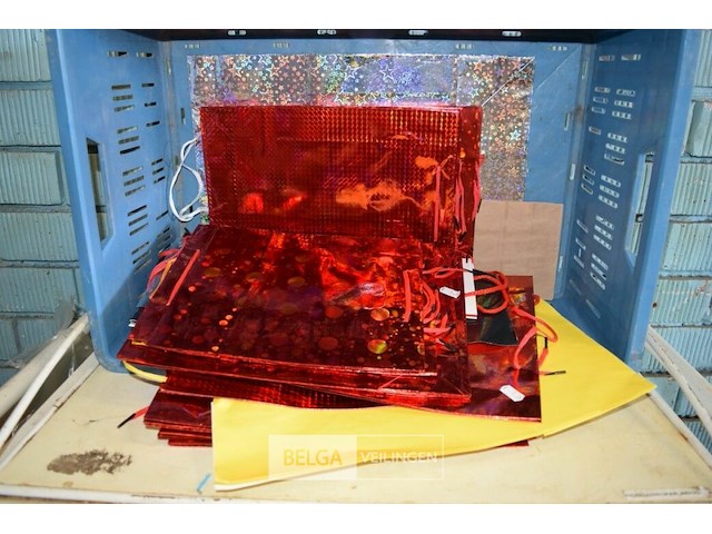 ±48 st div. geschenkzakjes - afbeelding 1 van  2