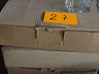 48 vierkante glazen potjes