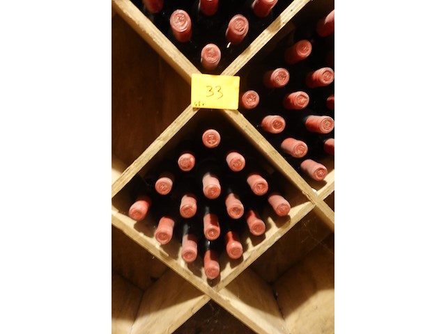 48x 37,5cl chateau carbonnieux grand cru classe de graves 1986 - afbeelding 4 van  4