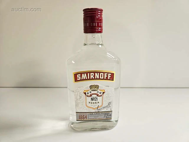 (48x) fles(sen) smirnoff wodka - afbeelding 1 van  3