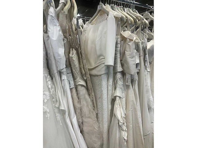 49 linea raffaelli diverse bruidsjurken (totaalprijs) - afbeelding 10 van  19