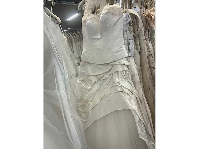 49 linea raffaelli diverse bruidsjurken (totaalprijs) - afbeelding 20 van  24