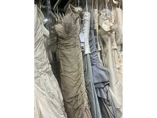 49 linea raffaelli diverse bruidsjurken (totaalprijs) - afbeelding 5 van  30