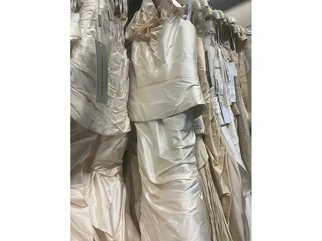 49 linea raffaelli diverse bruidsjurken (totaalprijs) - afbeelding 9 van  30