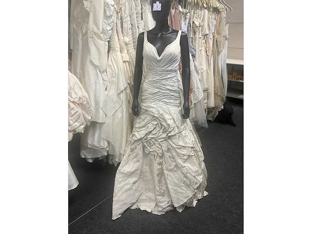 49 linea raffaelli diverse bruidsjurken (totaalprijs) - afbeelding 12 van  30