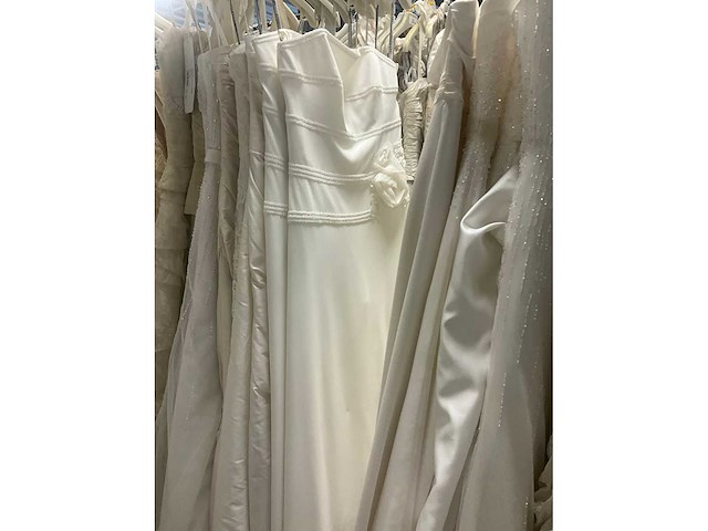49 linea raffaelli diverse bruidsjurken (totaalprijs) - afbeelding 11 van  27