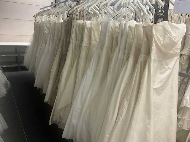 49 linea raffaelli diverse bruidsjurken (totaalprijs) - afbeelding 12 van  27