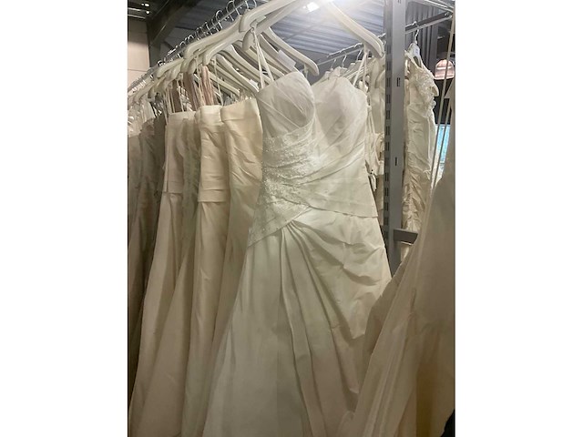 49 linea raffaelli diverse bruidsjurken (totaalprijs) - afbeelding 24 van  27