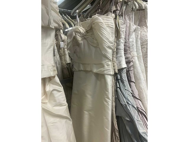 49 linea raffaelli diverse bruidsjurken (totaalprijs) - afbeelding 26 van  30