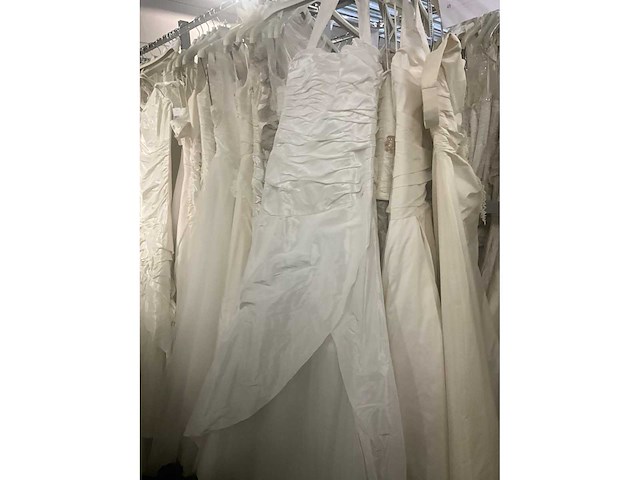 49 linea raffaelli diverse bruidsjurken (totaalprijs) - afbeelding 19 van  24