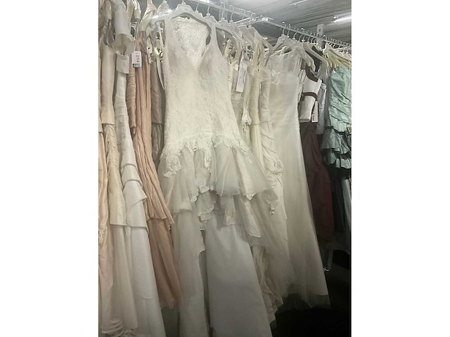 49 linea raffaelli diverse bruidsjurken (totaalprijs) - afbeelding 23 van  26