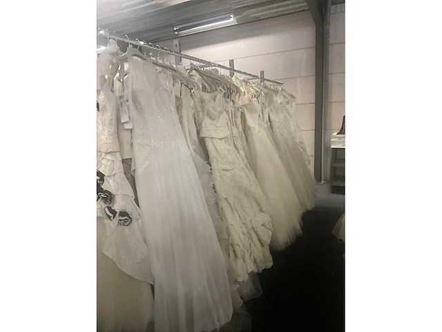 49 linea raffaelli diverse bruidsjurken (totaalprijs) - afbeelding 15 van  23