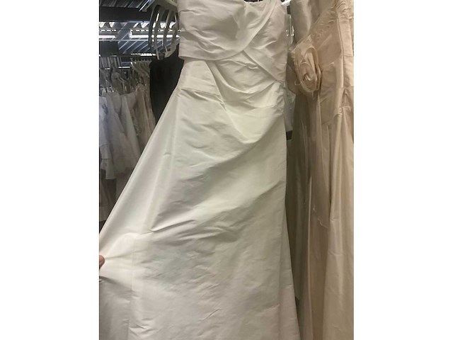 49 linea raffaelli diverse bruidsjurken (totaalprijs) - afbeelding 7 van  25