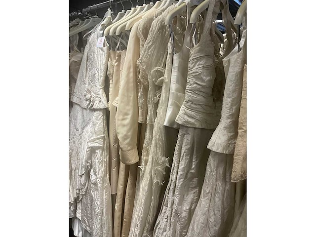 49 linea raffaelli diverse bruidsjurken (totaalprijs) - afbeelding 9 van  25