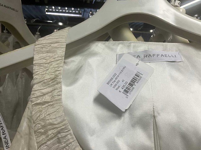 49 linea raffaelli diverse bruidsjurken (totaalprijs) - afbeelding 14 van  25