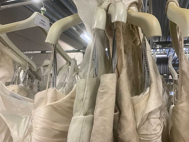 49 linea raffaelli diverse bruidsjurken (totaalprijs) - afbeelding 15 van  25