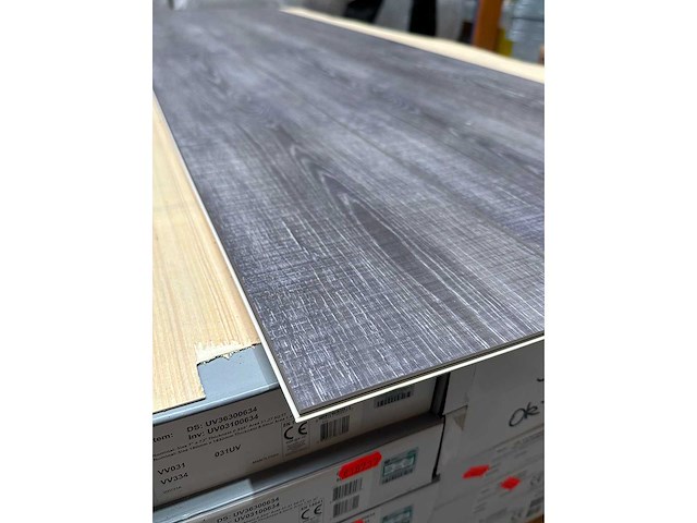 49,25 m² coretec spc-vloer - afbeelding 2 van  5