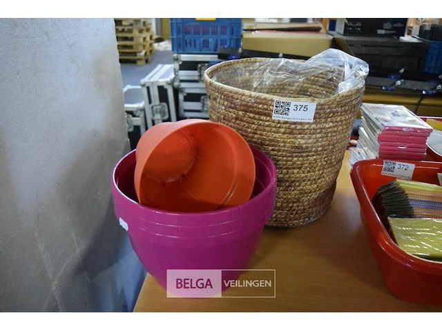 4div bloempotten - afbeelding 1 van  2