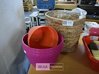 4div bloempotten - afbeelding 1 van  2