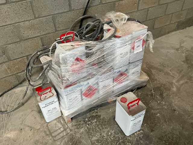 4kg styrene paraffine 10% (23x) - afbeelding 2 van  3