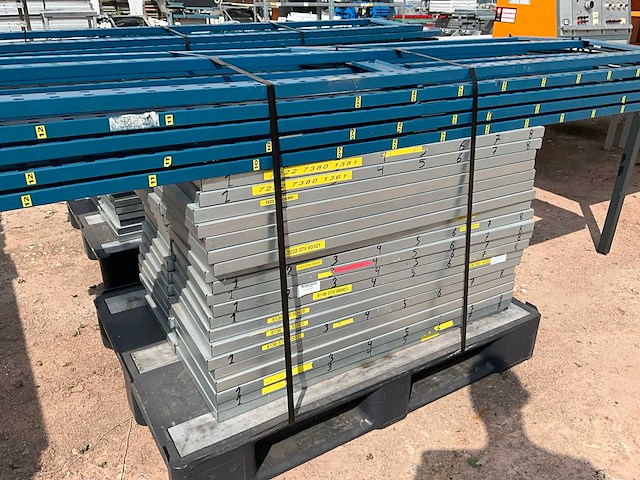 4m bosal magazijnstelling - afbeelding 1 van  3