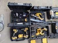 4x accu dewalt machine - afbeelding 1 van  10
