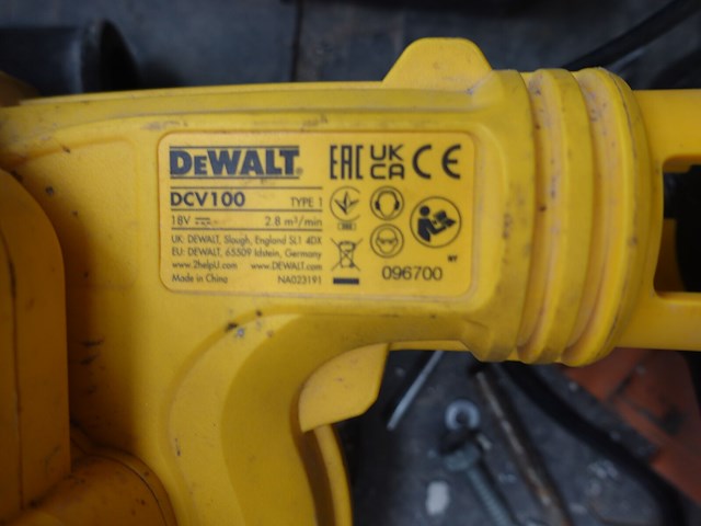 4x accu dewalt machine - afbeelding 8 van  10