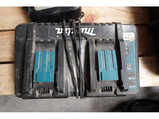 4x accu set makita - afbeelding 3 van  7