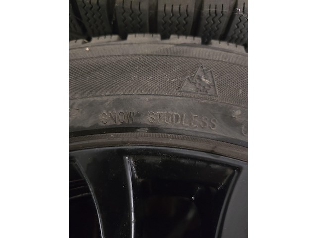 4x anzio 18” velgen met kumho 235/50r18 winterbanden - afbeelding 3 van  14
