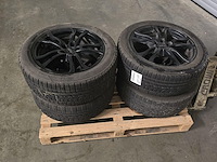 4x anzio 18” velgen met kumho 235/50r18 winterbanden - afbeelding 9 van  14