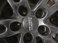 4x anzio 18” velgen met kumho 235/50r18 winterbanden - afbeelding 13 van  14
