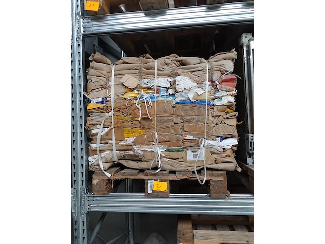 4x baal geperst karton - afbeelding 2 van  2