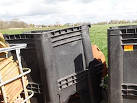 4x bak met rode pannen - afbeelding 6 van  7