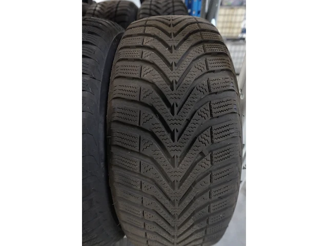 4x band ( gebruikt) 15inch vredestein - afbeelding 2 van  3