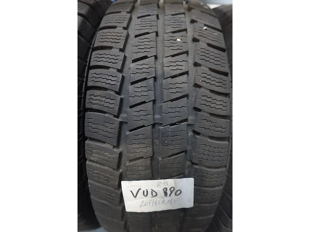 4x band ( gebruikt) 16inch tyfoon - afbeelding 2 van  3